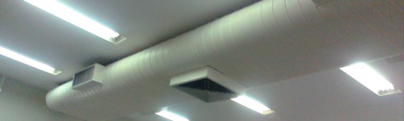 Fornecimento e execução de obras/instalações civis/mecânicas auxiliares a implantação e reformas de sistemas de condicionamento;